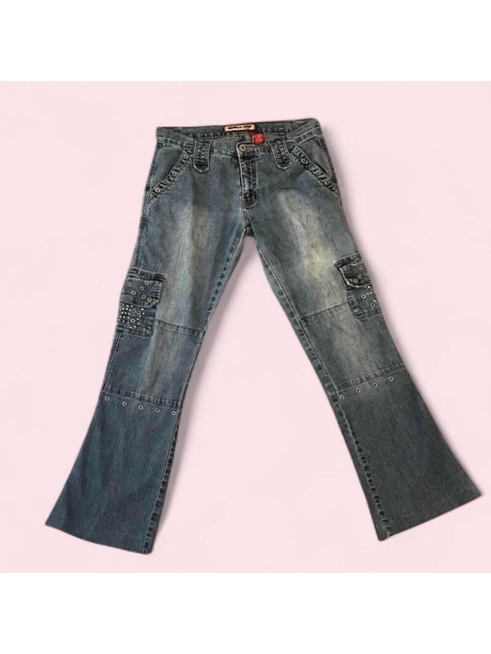 โญ๏ธ vanilla star y2k style eyelet jeans ! โญ๏ธ
